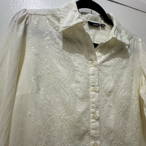 Embroidered button down - Picture 2 of 4